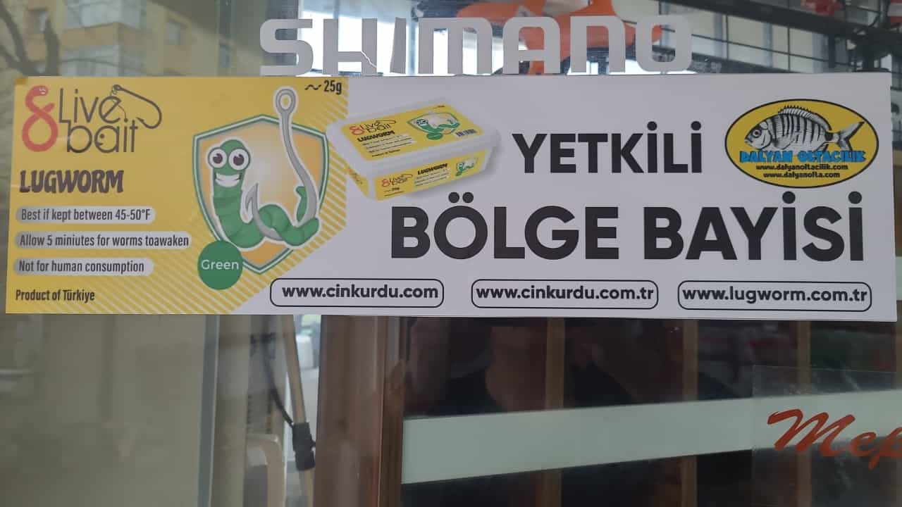 Tüm canlı yemler özel kutularda hazırlanır ve 24 saat içinde kargoya verilir. Soğuk zincir taşımacılığı sayesinde yemler canlılığını koruyarak Türkiye’nin her bölgesine güvenle ulaşır.